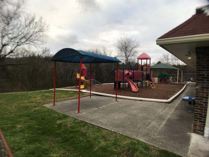 Income Producing Property on Emory Road: 712 East Emory Rd, Powell, TN 37849